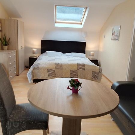 Ferienwohnung In Ruhiger Waldrandlage Bad Wildbad Extérieur photo